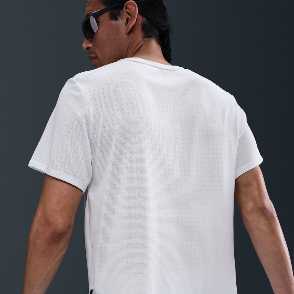 Dri-FIT Breathe Miler SS Top Erkek Beyaz Tişört