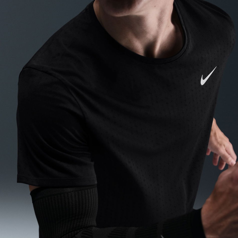 Dri-FIT Breathe Miler SS Top Erkek Siyah Tişört