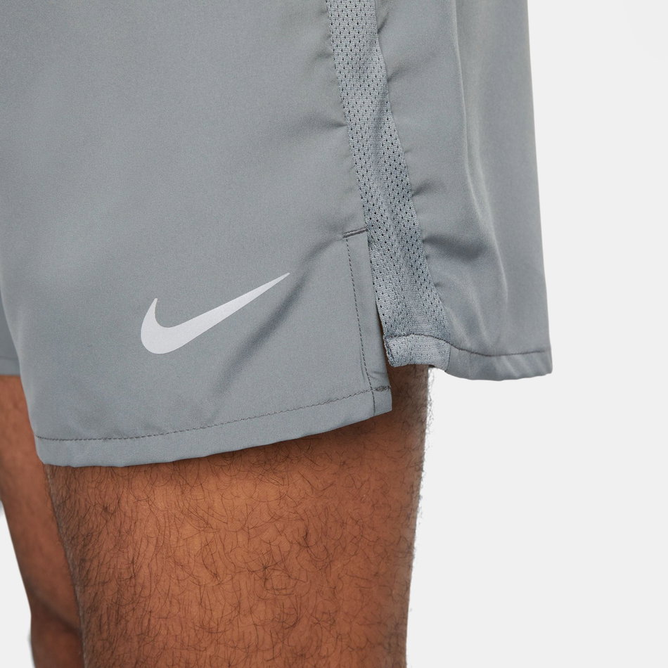 Dri-FIT Challenger 5BF Short Erkek Gri Şort