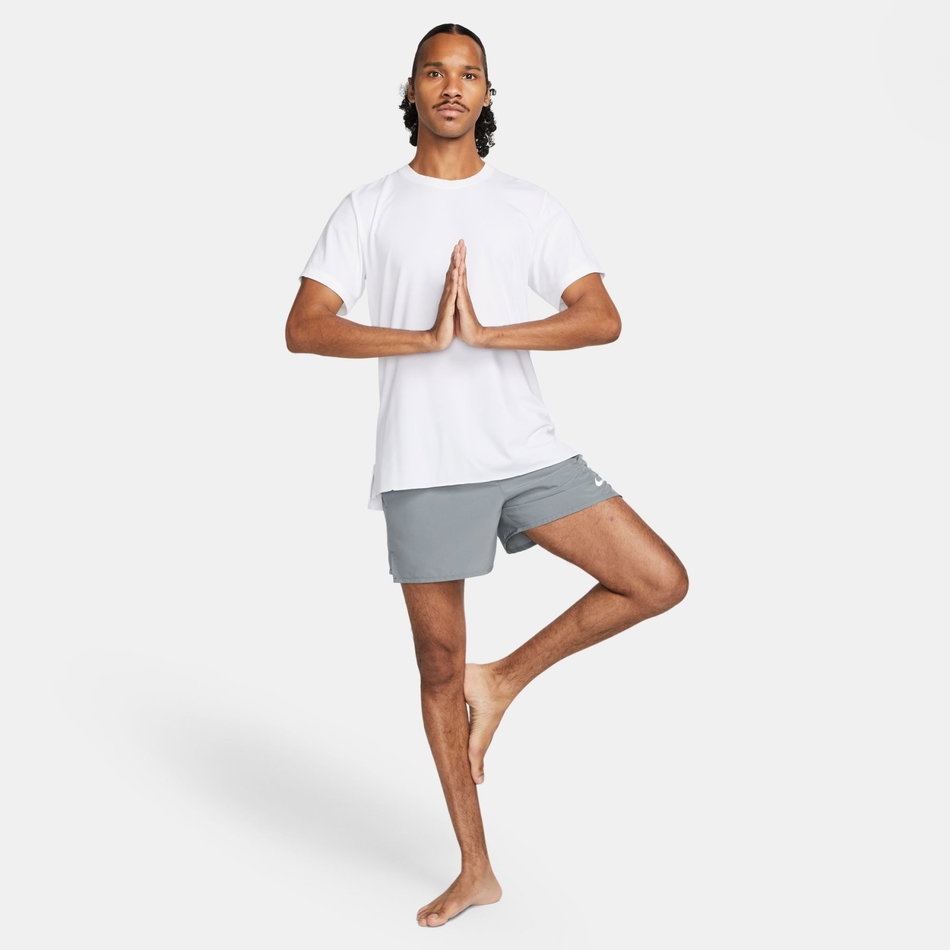 Dri-FIT Challenger 5BF Short Erkek Gri Şort