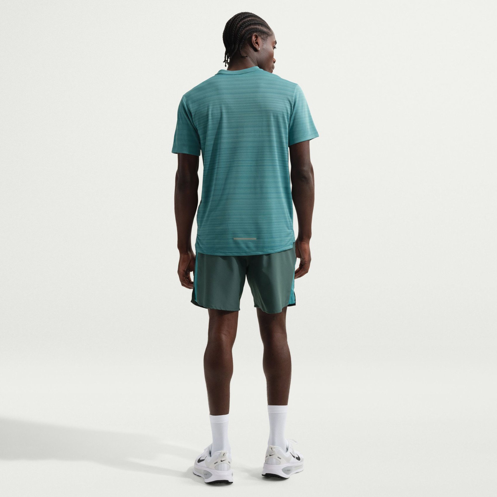 Nike Dri-FIT Challenger 7Bf Short Erkek Yeşil Şort HJ5482-344