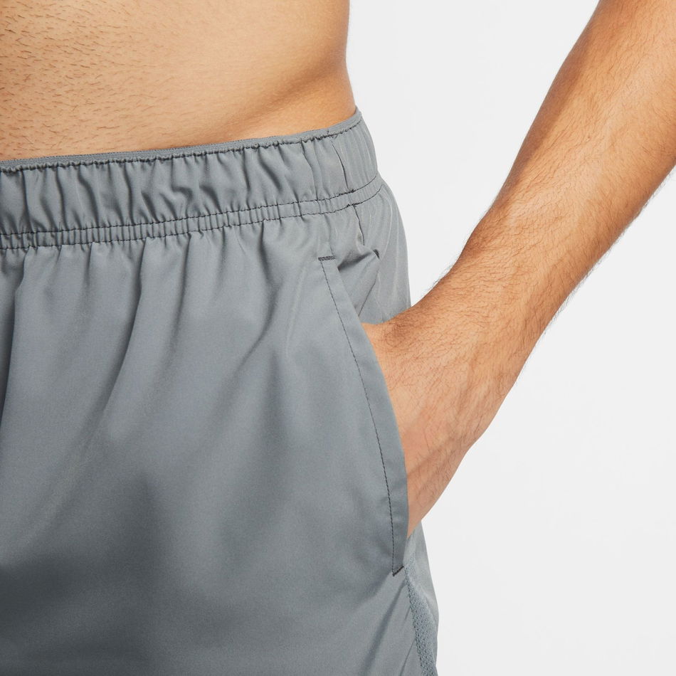 Dri-FIT Challenger 7Ul Short Erkek Gri Şort