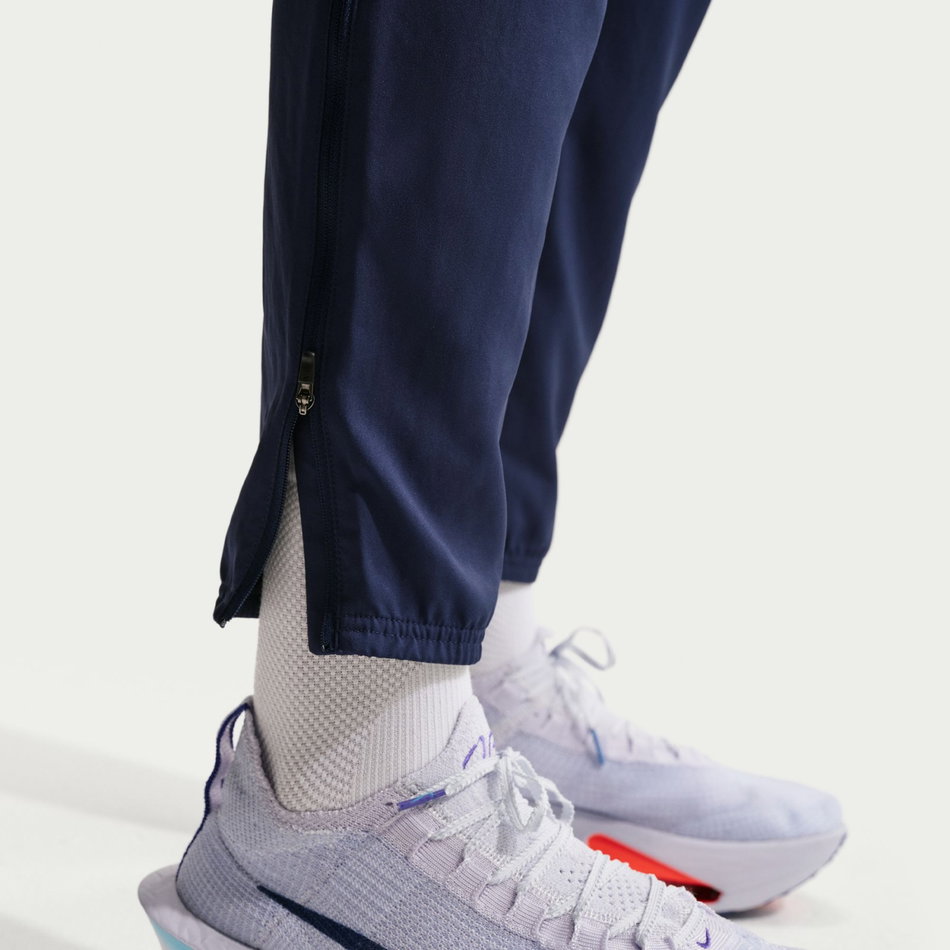 Dri-FIT Challenger Woven Pant Erkek Mavi Eşofman Altı