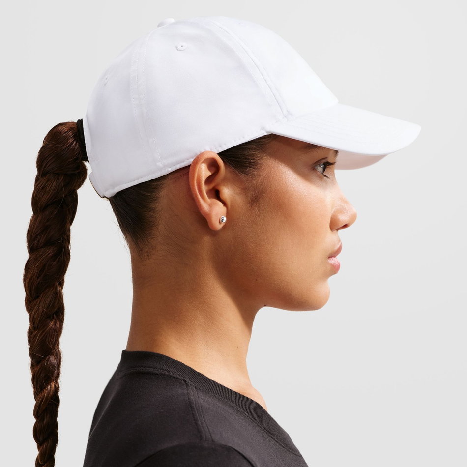 Dri-FIT Club Cap Metal Swoosh L Beyaz Şapka