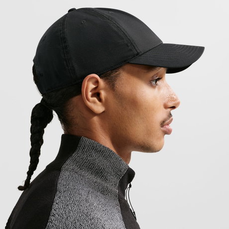 NIKE - Dri-FIT Club Cap Metal Swoosh Siyah Şapka (1)