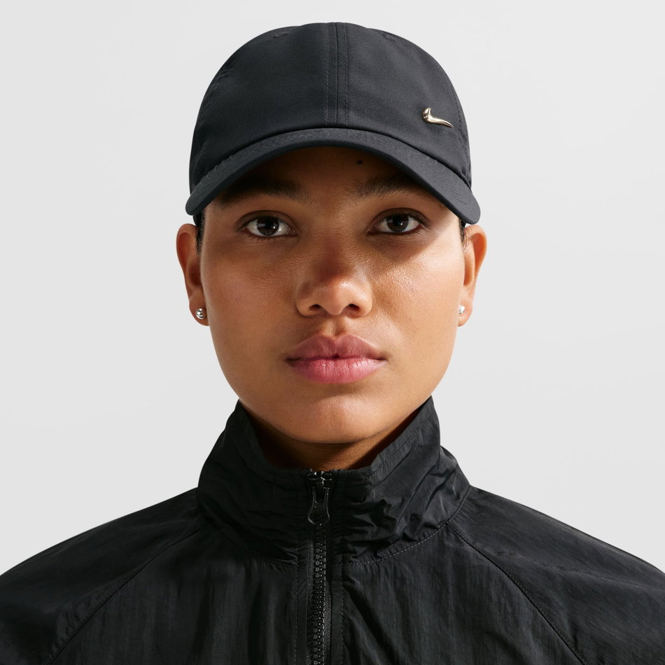 Dri-FIT Club Cap Metal Swoosh Siyah Şapka