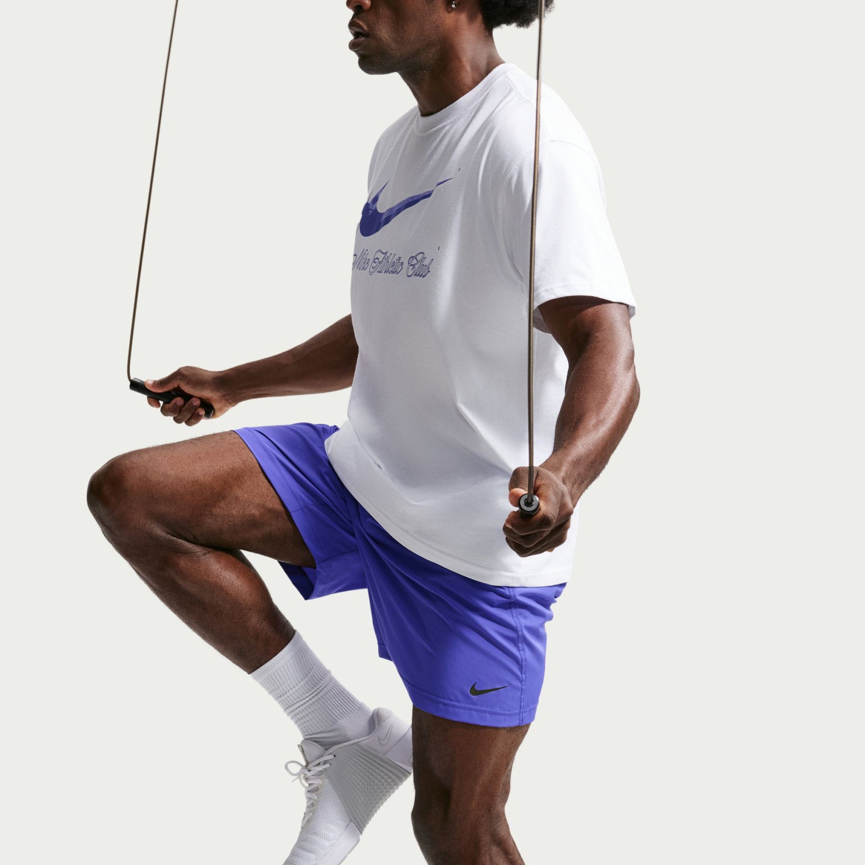 NIKE - Dri-FIT Form 7