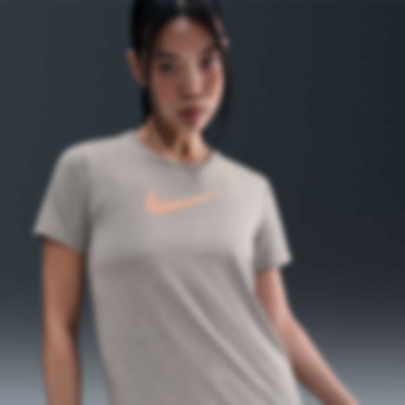NIKE - Dri-FIT Graphic Tee Kadın Tişört