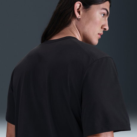 NIKE - Dri-FIT Hyverse Erkek Siyah Tişört (1)