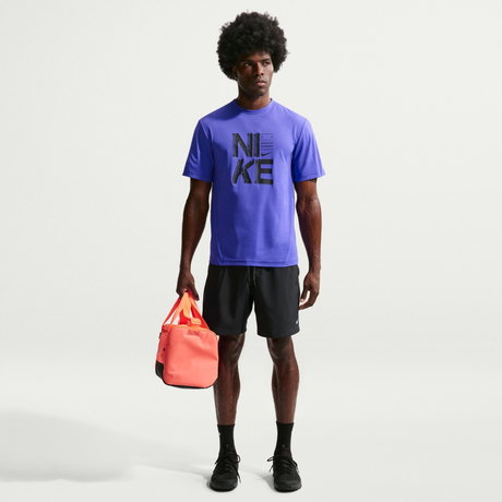 NIKE - Dri-FIT Hyverse Gfx Fill Ss Erkek Tişört (1)