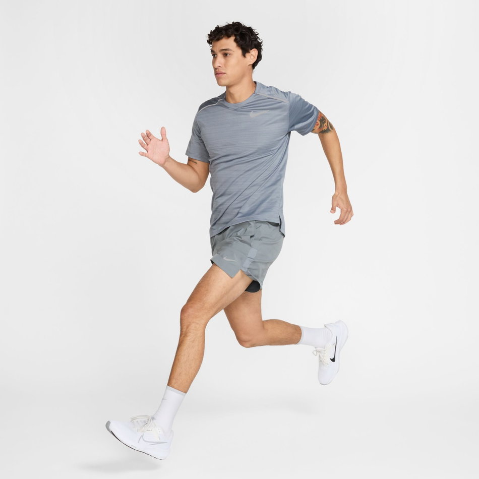Dri-FIT Miler Erkek Koşu Gri Tişört