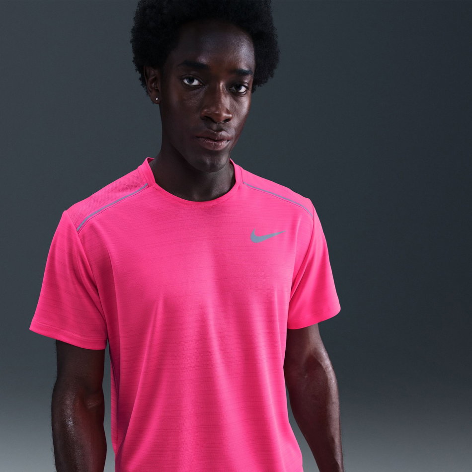 Dri-FIT Miler Erkek Pembe Koşu Tişörtü