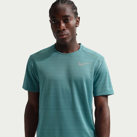 NIKE - Dri-FIT Miler Ss Erkek Yeşil Tişört