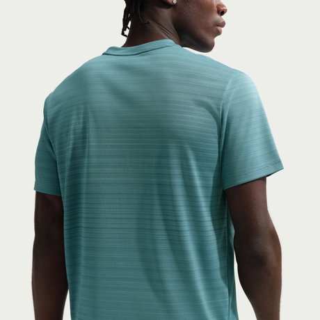 NIKE - Dri-FIT Miler Ss Erkek Yeşil Tişört (1)