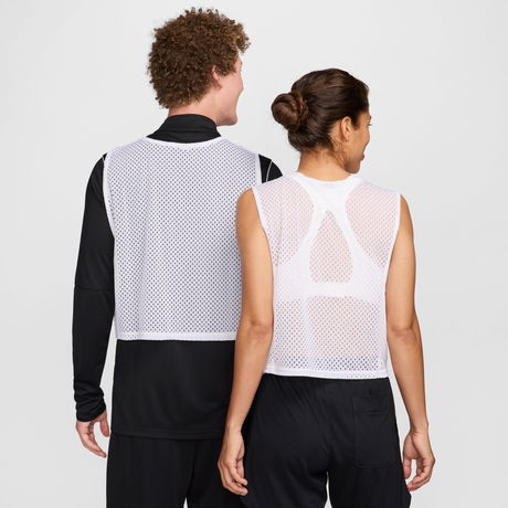 NIKE - Dri-FIT Park Bib Beyaz Antrenman Yeleği (1)