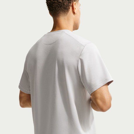 NIKE - Dri-FIT Primary Ss Erkek Gri Tişört (1)