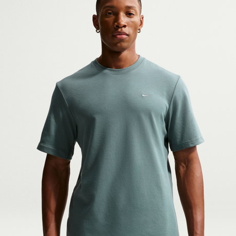 NIKE - Dri-FIT Primary Ss Erkek Yeşil Tişört