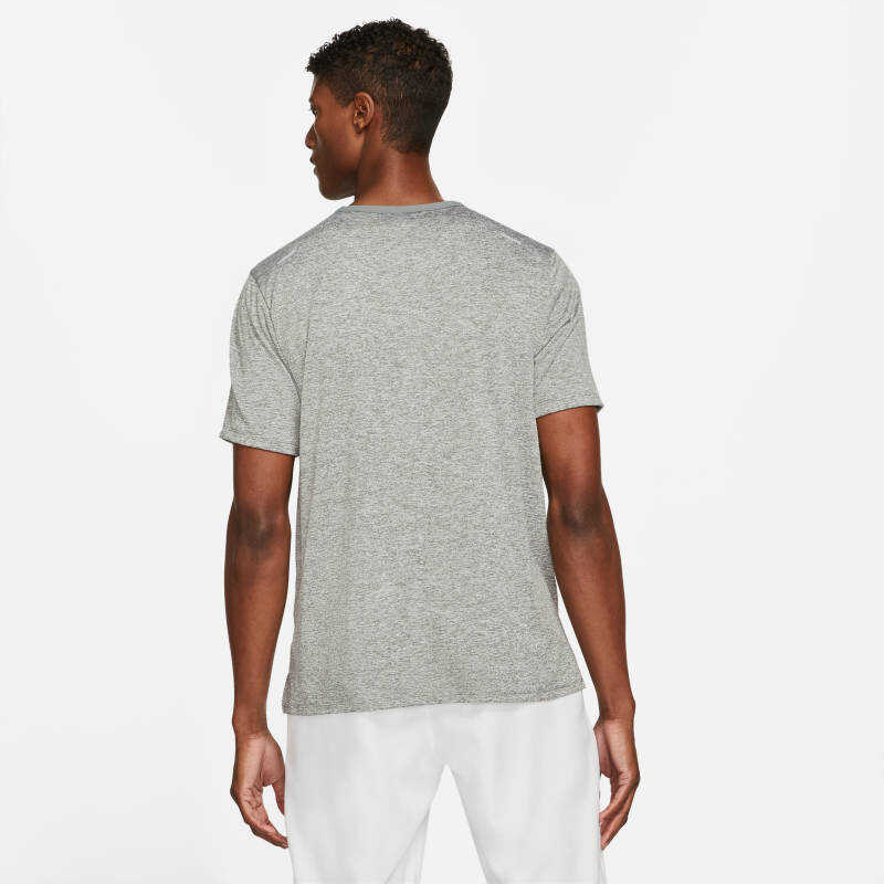 Dri-FIT Rise 365 Short-Sleeve Erkek Tişört