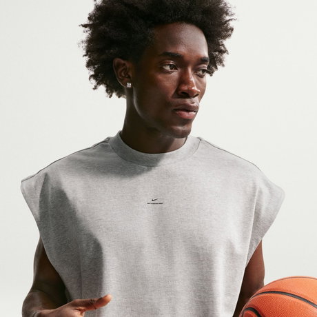 NIKE - Dri-FIT Si Game Sl Top Erkek Gri Tişört (1)