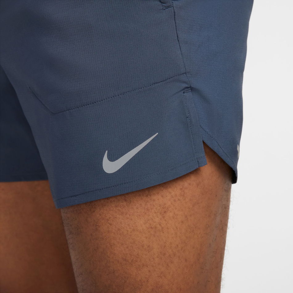 Dri-FIT Stride 5