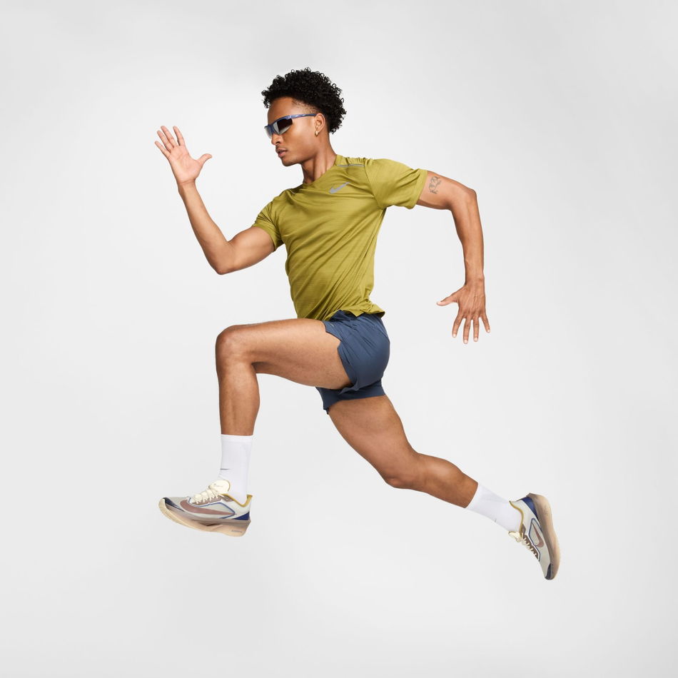 Dri-FIT Stride 5