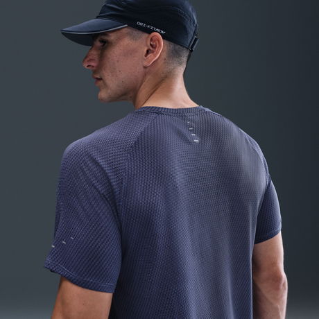 NIKE - Dri-FIT Stride Jacquard SS Erkek Mavi Tişört (1)