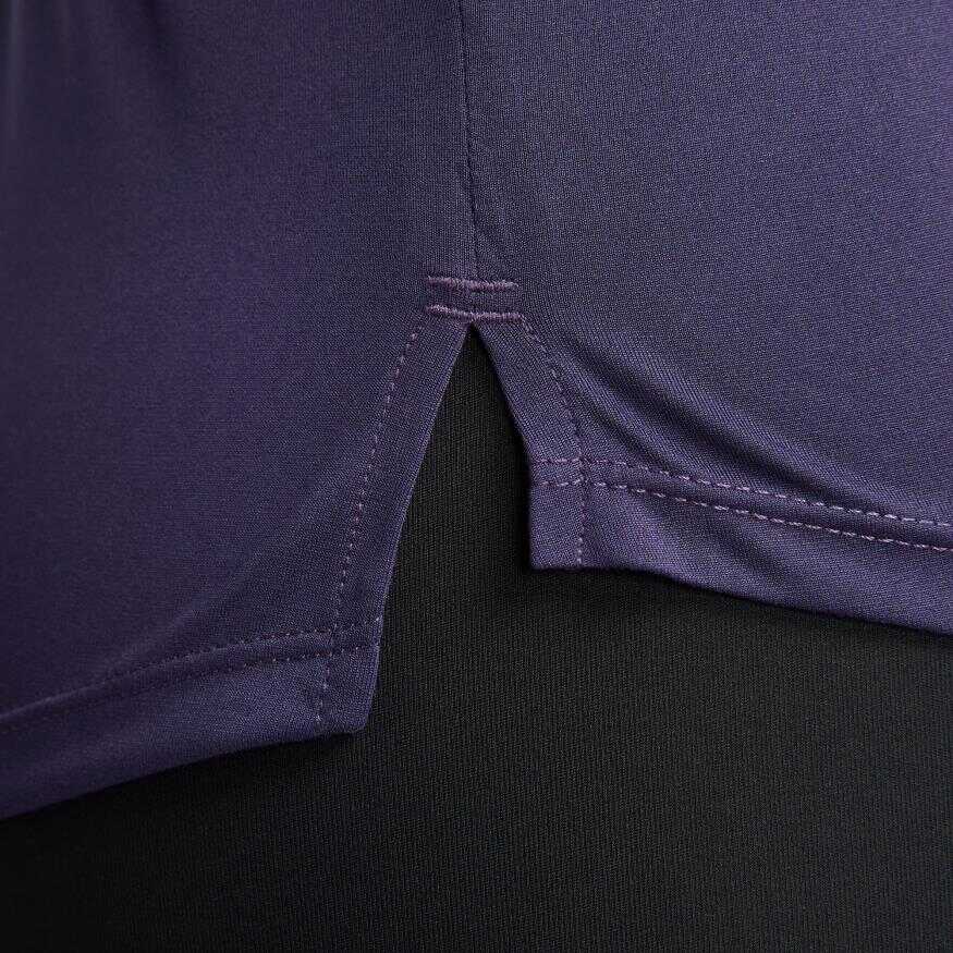 Dri Fit Swoosh Hbr Short-Sleeve Top Kadın Tişört