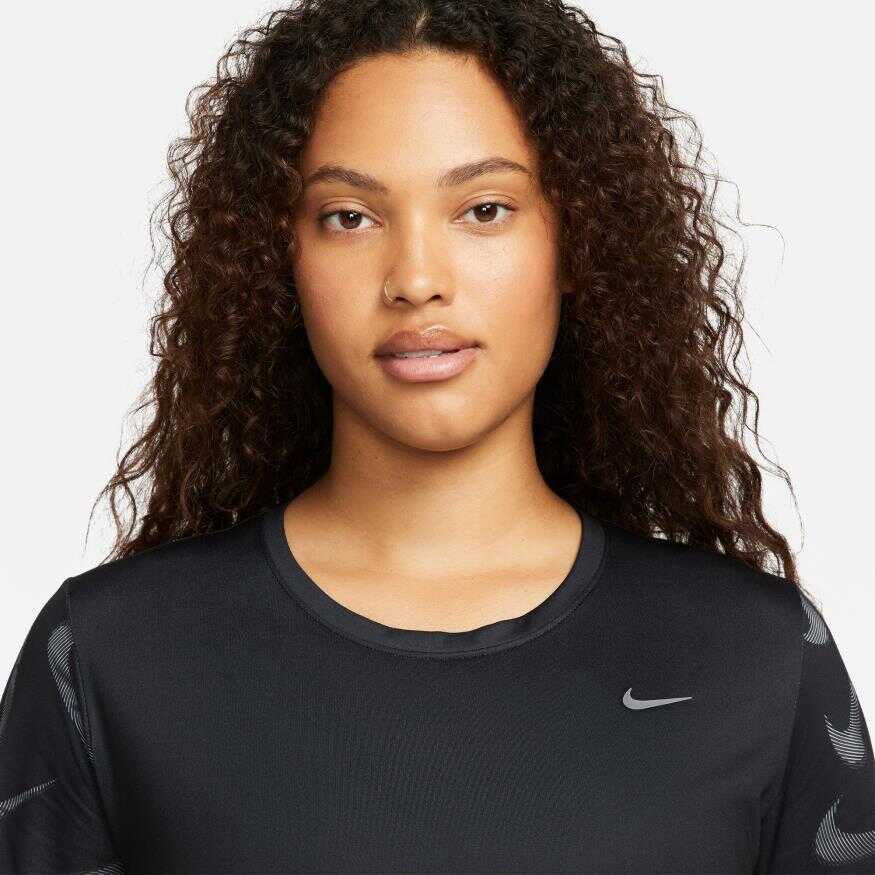 Dri Fit Swoosh Short-Sleeve Crop Kadın Tişört