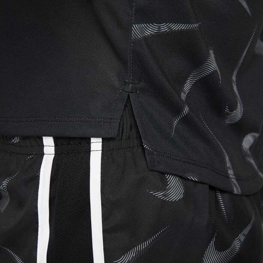 Dri Fit Swoosh Short-Sleeve Crop Kadın Tişört