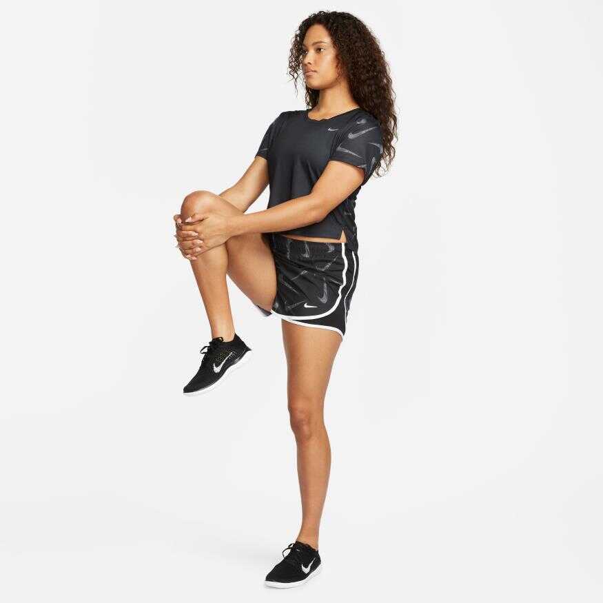 Dri Fit Swoosh Short-Sleeve Crop Kadın Tişört