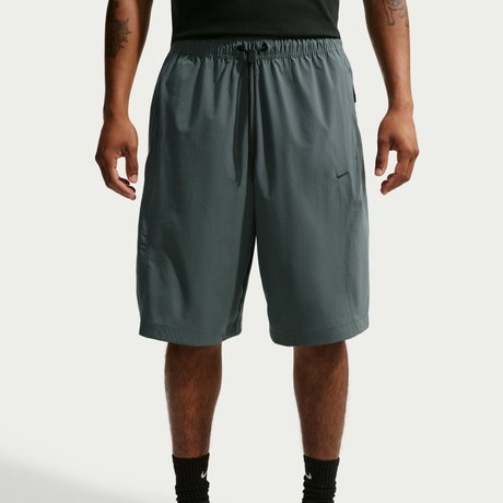 NIKE - Dri-FIT Tech Helios Short Erkek Yeşil Şort (1)