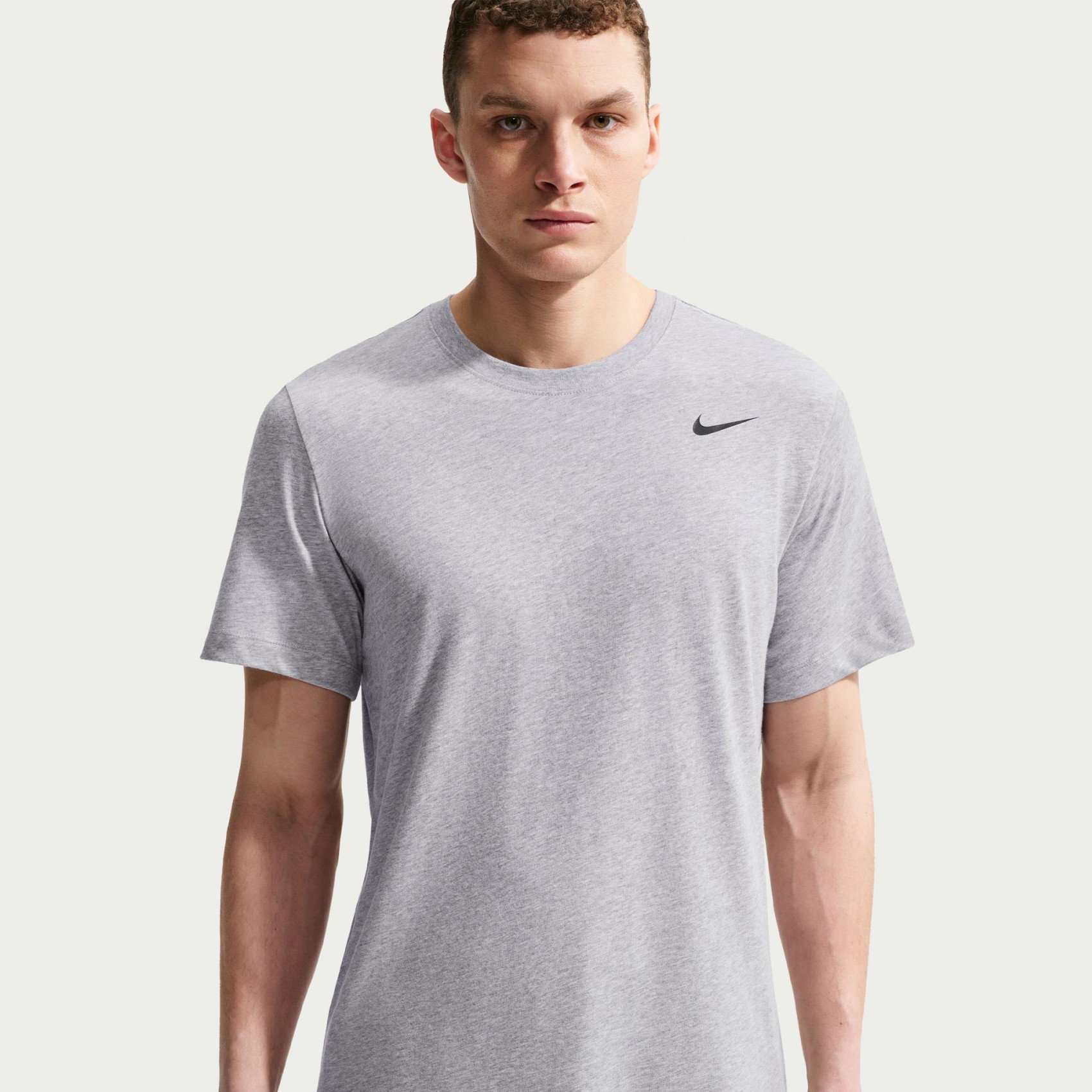 NIKE - Dri-FIT Tee Crew Solid Erkek Gri Tişört