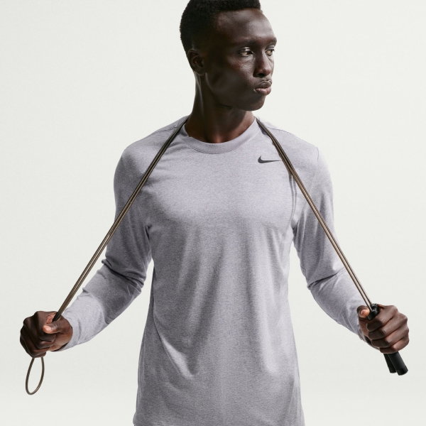 Мужской свитшот Nike Dri-FIT Tee Ls Reset