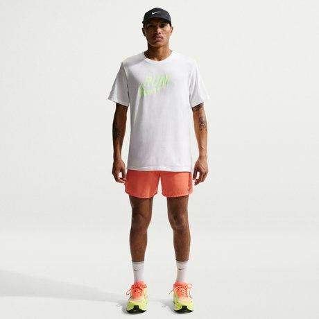 NIKE - Dri-FIT Tee Run Swoosh Erkek Beyaz Tişört (1)