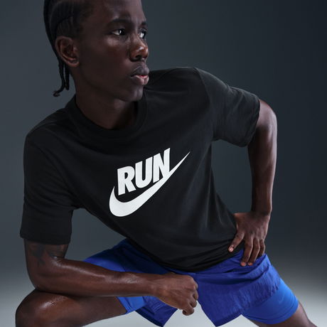 NIKE - Dri-FIT Tee Run Swoosh Erkek Siyah Tişört