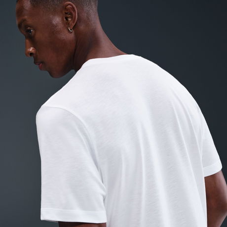 NIKE - Dri-FIT Tee Slub HBR Novelty Erkek Beyaz Tişört (1)