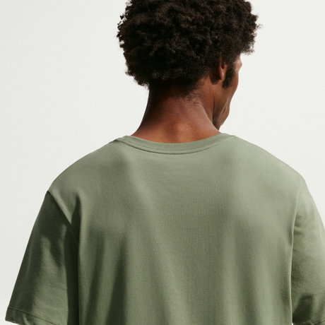 NIKE - Dri-FIT Tee Std Iykyk Erkek Yeşil Tişört (1)