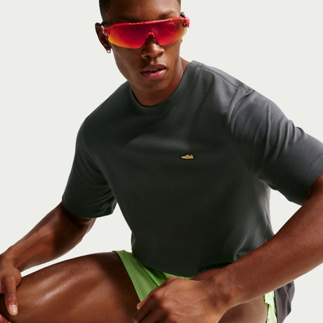NIKE - Dri-FIT Tee Std Retro Run Erkek Gri Tişört