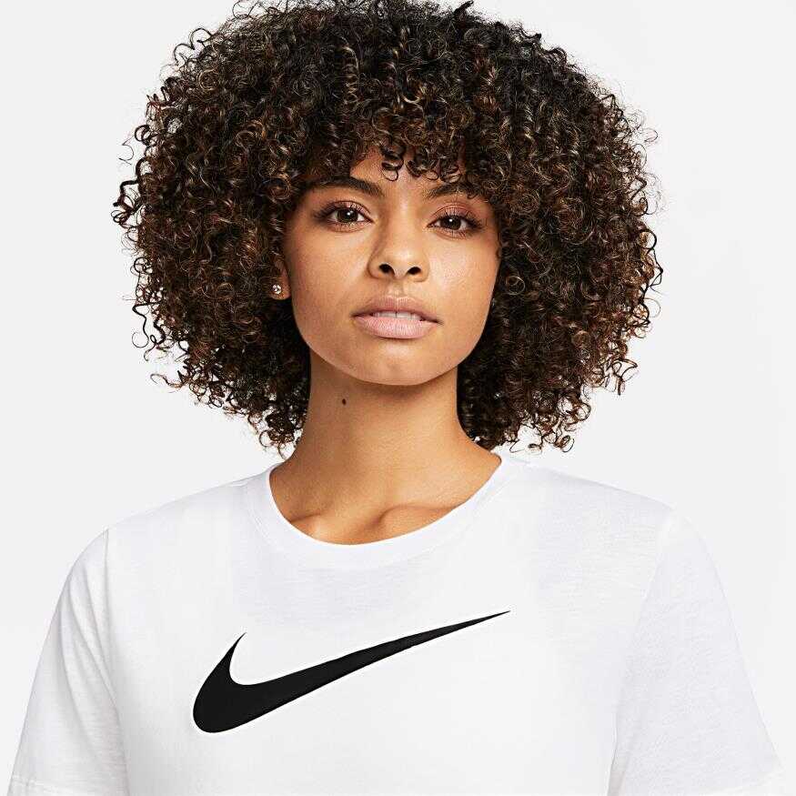 Dri Fit Tee Swoosh Kadın Tişört