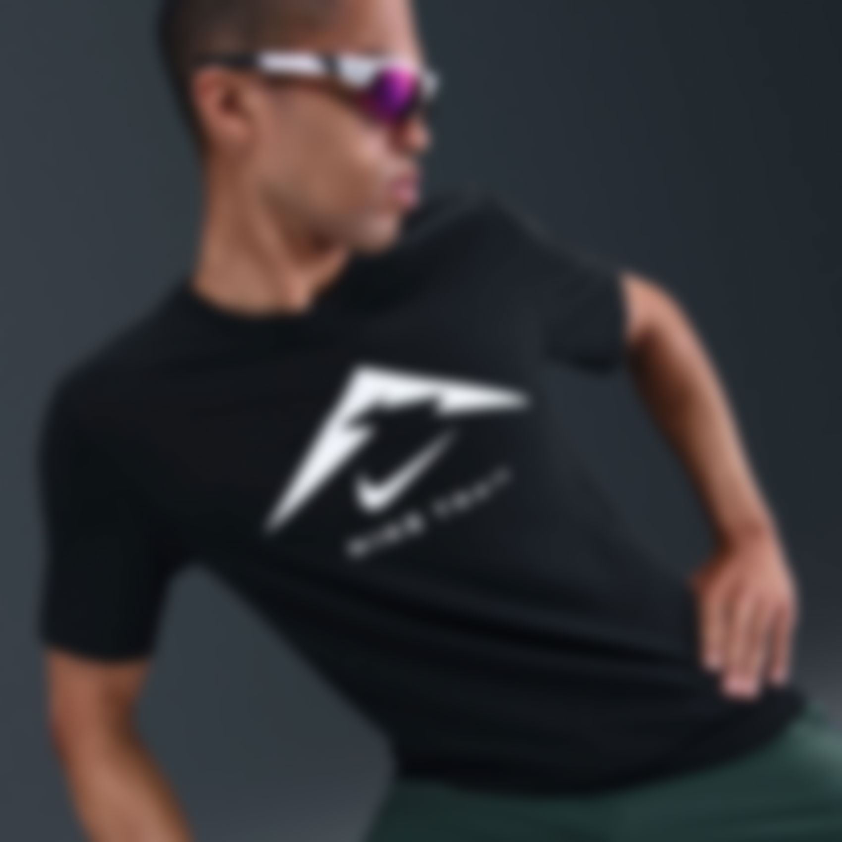 NIKE - Dri-FIT Tee Trail Logo Erkek Siyah Tişört