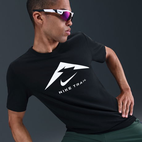 NIKE - Dri-FIT Tee Trail Logo Erkek Siyah Tişört