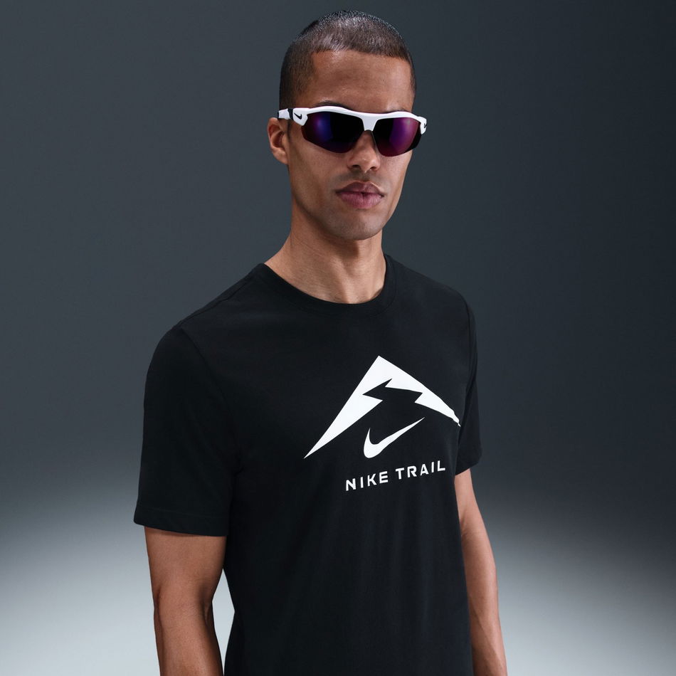 Dri-FIT Tee Trail Logo Erkek Siyah Tişört