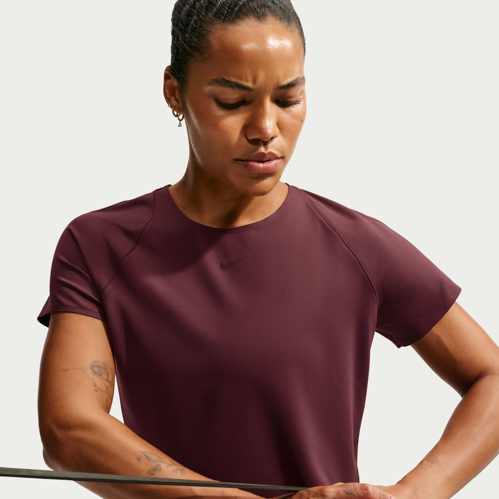 Женская футболка Nike Dri-FIT Universa Ss Top