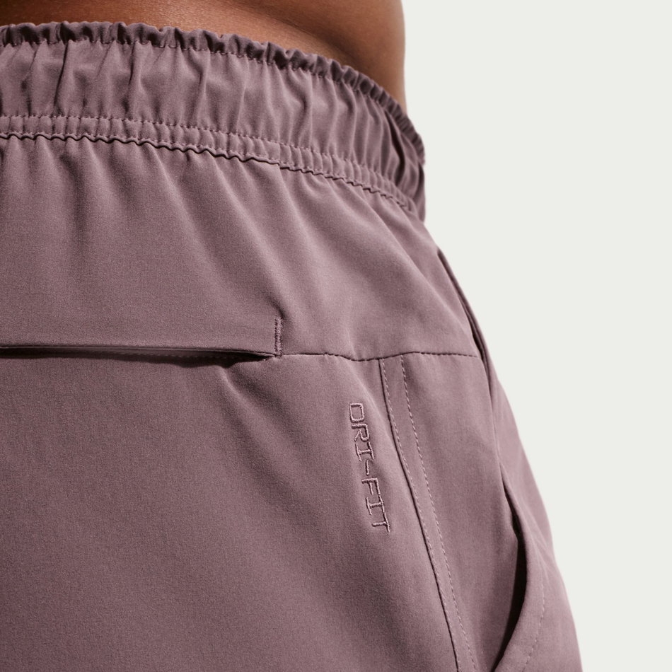 Dri-FIT Unlimited Woven 7