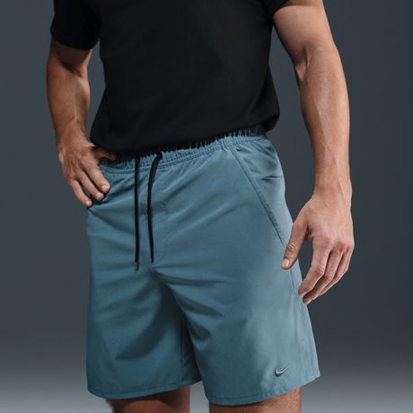 NIKE - Dri-FIT Unlimited Woven 7
