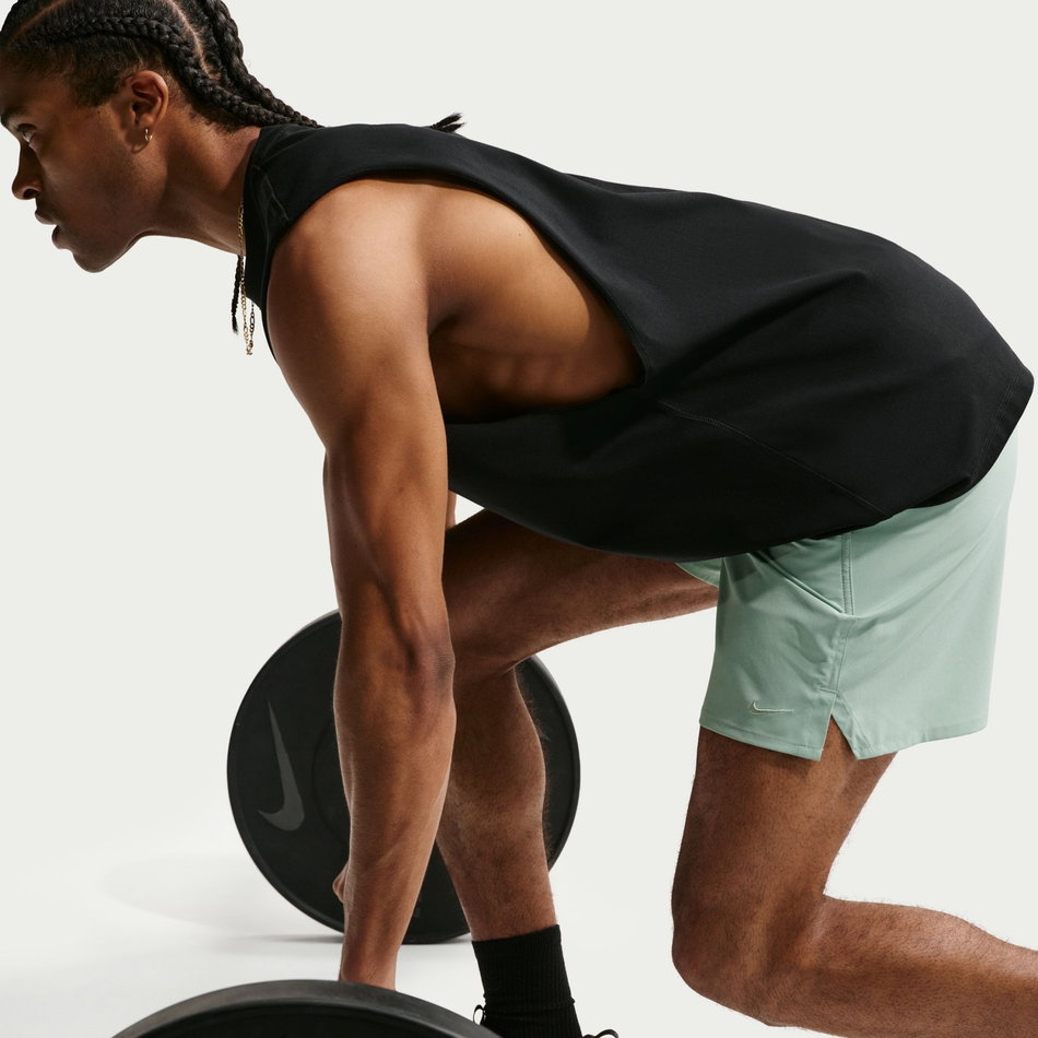 Dri-FIT Unlimited Woven 7