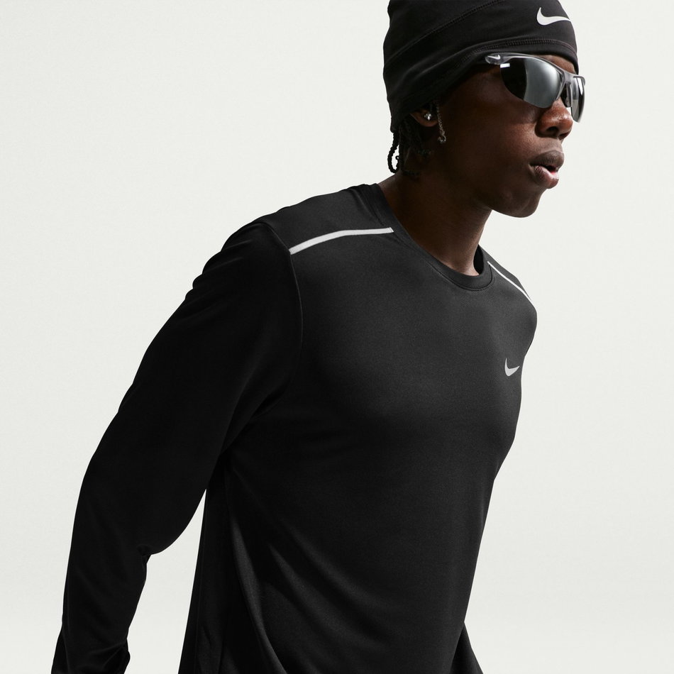 Dri-FIT UV Miler Ls Top Erkek Siyah Sweatshirt