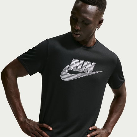 NIKE - Dri-FIT UV Miler Run Energy Ss Erkek Siyah Tişört