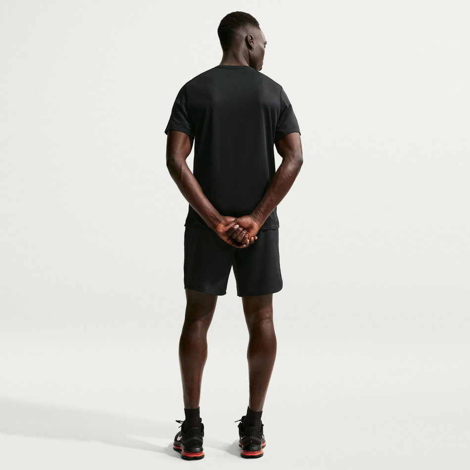 Dri-FIT UV Miler Run Energy Ss Erkek Siyah Tişört