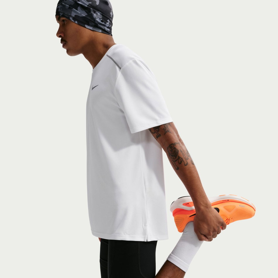Dri-FIT UV Miler Ss Erkek Beyaz Tişört